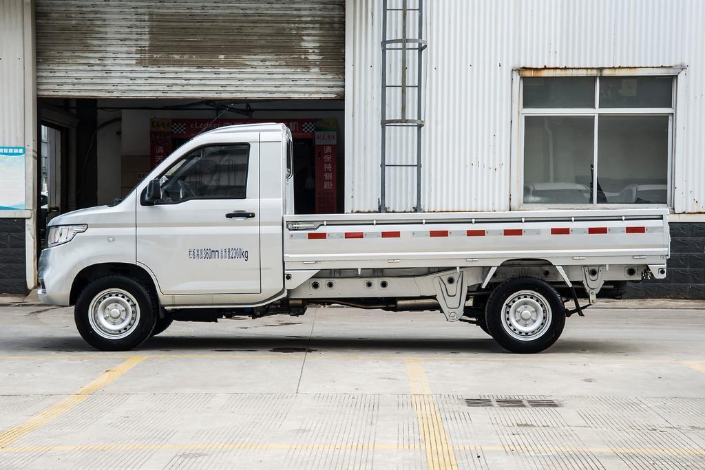 微卡拉貨最新規(guī)定，塑造貨運(yùn)行業(yè)新格局的關(guān)鍵力量