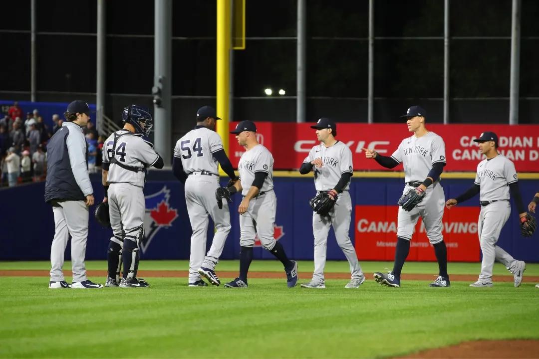 追求更新的力量與時(shí)代步伐，渴望最新日期的探索與追求