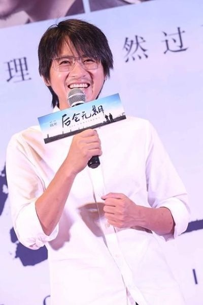 韓寒導(dǎo)演的電影探秘，小巷深處的電影情懷與獨特小店