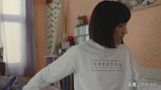 演員何佳，炸裂演技，魅力四射??