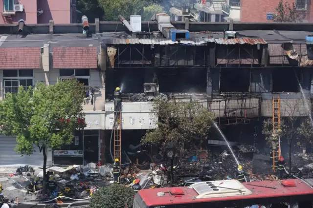杭州爆炸事件最新圖片，溫馨日常小故事回顧