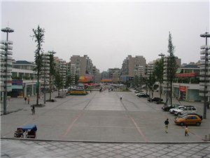 彭山貼吧最新動態(tài)，科技新浪潮引領(lǐng)智能產(chǎn)品重磅登場！