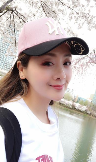 臀部打針視頻，文化現(xiàn)象的深度解讀與探討