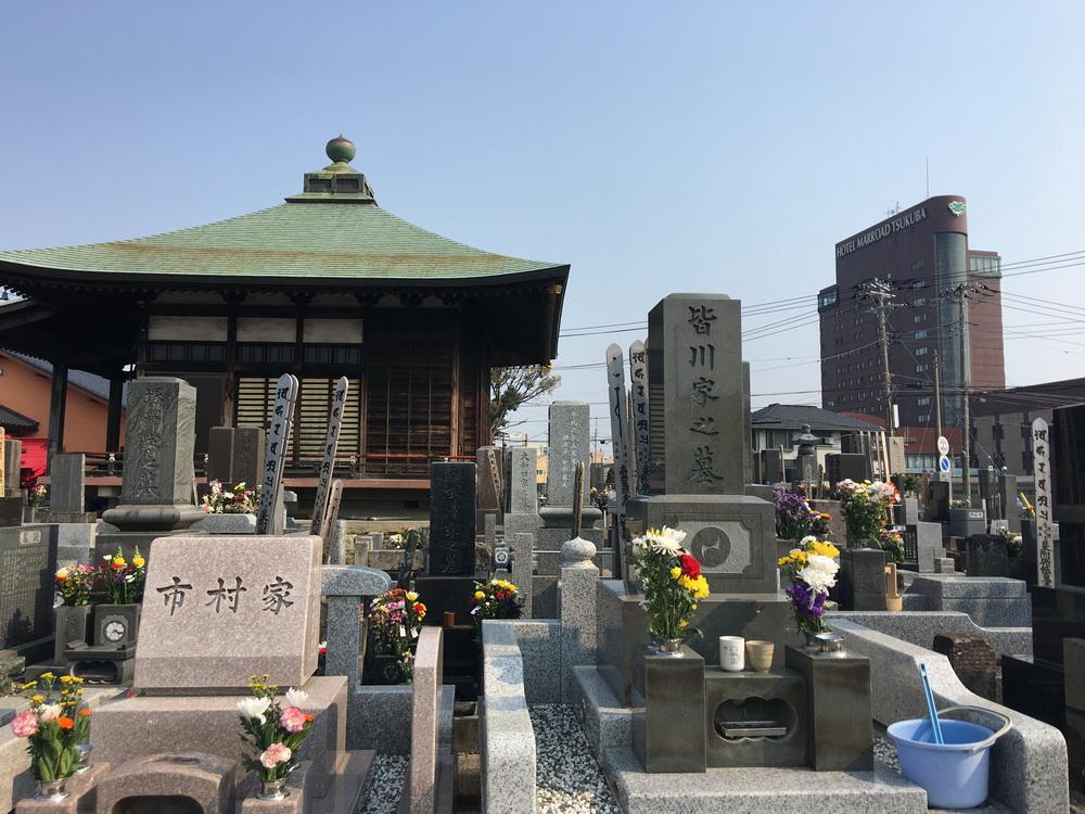 最新墓地圖片與小徑特色小店，探尋安寧之地的獨(dú)特韻味