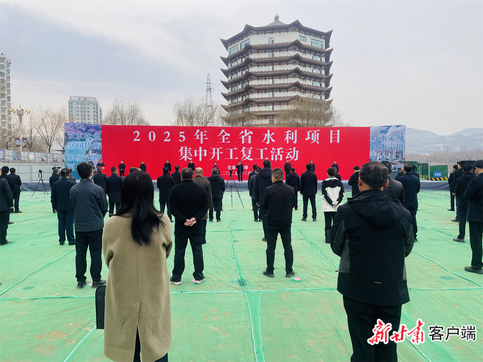 甘肅復(fù)工最新動(dòng)態(tài)，自然美景探索之旅，重拾內(nèi)心平靜