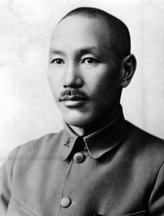 權(quán)力風(fēng)云掀起熱議風(fēng)暴，最新動態(tài)引領(lǐng)討論潮流