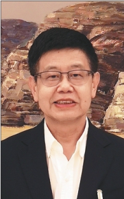 劉明忠新職務(wù)引領(lǐng)科技革新，前沿高科技產(chǎn)品新篇章體驗(yàn)
