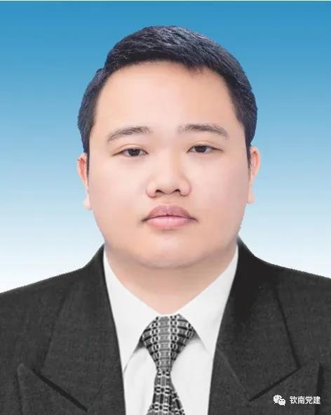 科技革新引領(lǐng)未來，最新區(qū)干部任職公示揭示智慧藍(lán)圖